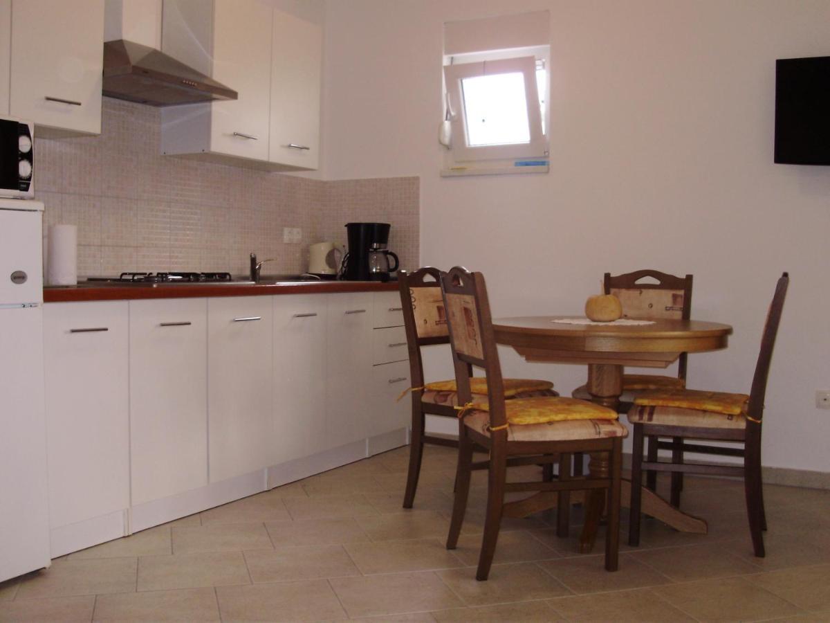 Apartments Ruzmarin Vrsi Room photo
