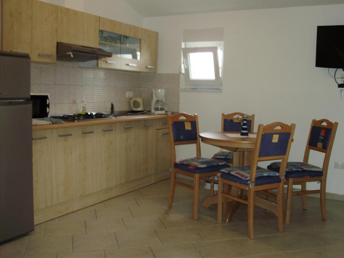 Apartments Ruzmarin Vrsi Room photo